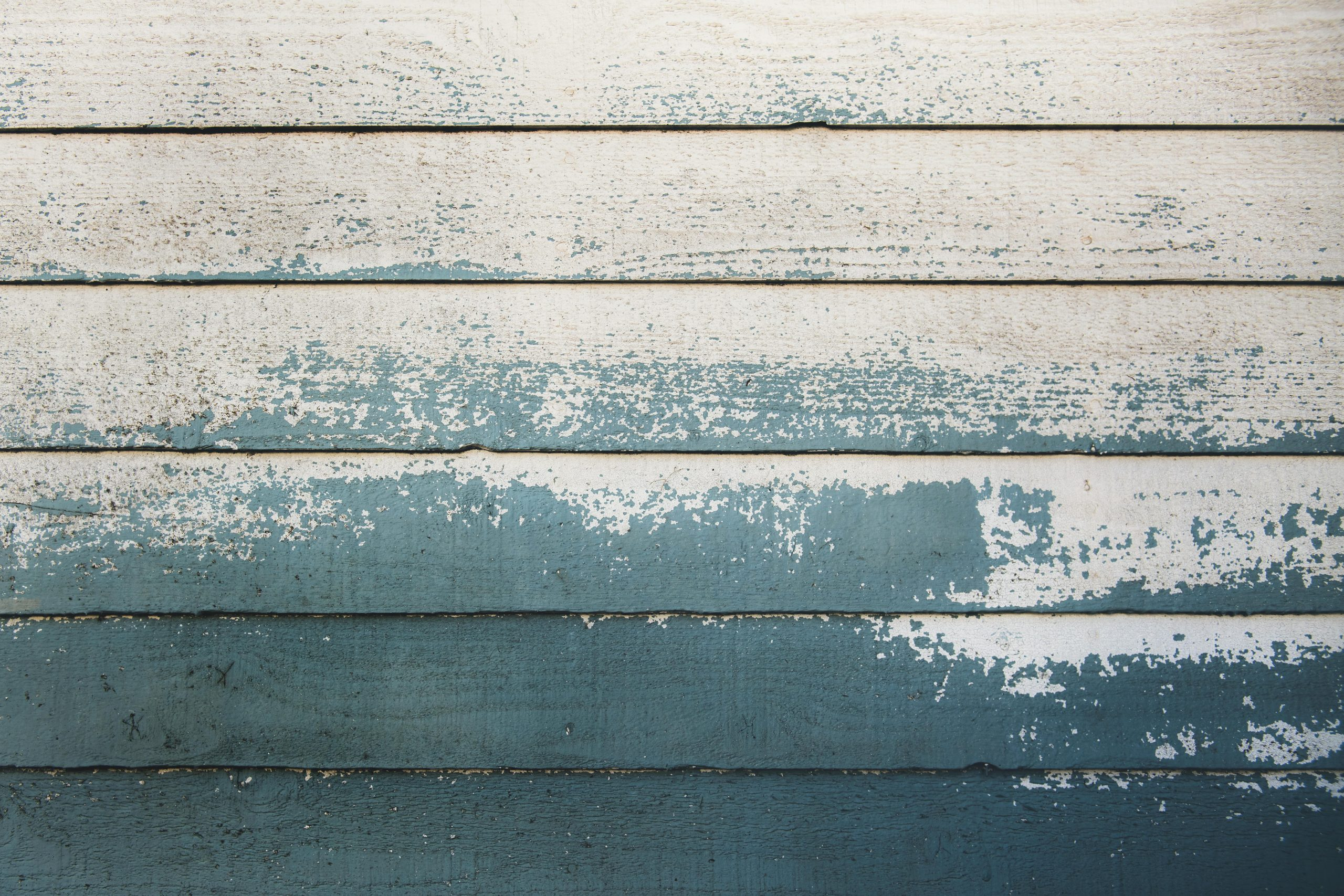 Evaluating Building Materials for Longevity and Cost