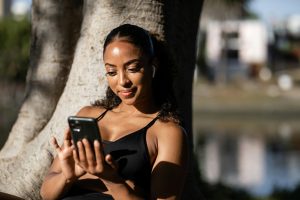 Wireless Earbuds Designed To Withstand Workouts