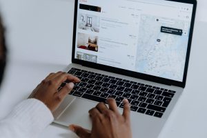 Cloud-Native Databases: Scaling with Global User Bases