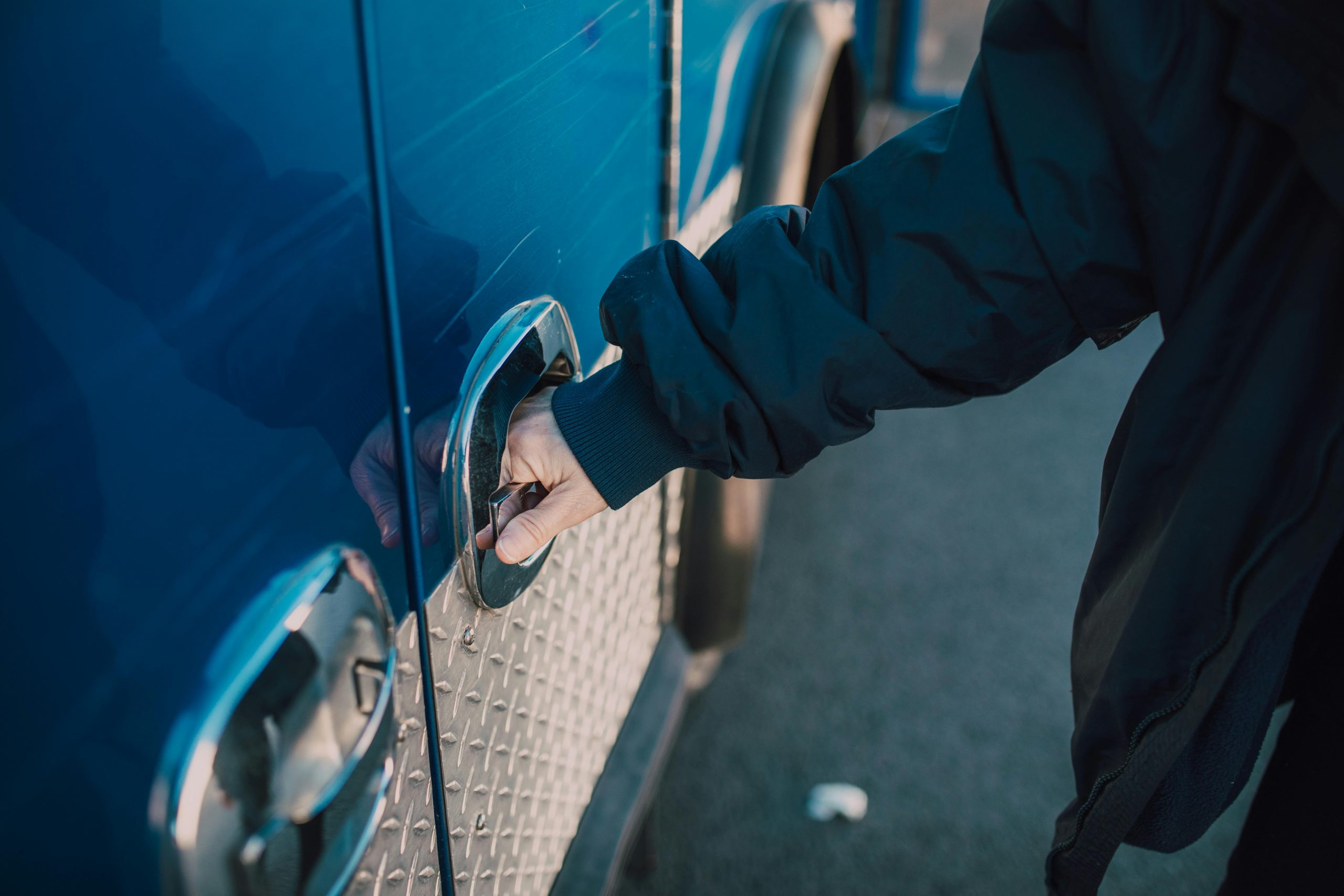 Car Head-Up Displays Redefining Road Trip Safety