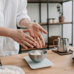 Kitchen Scales With Built-In Recipe Assistance