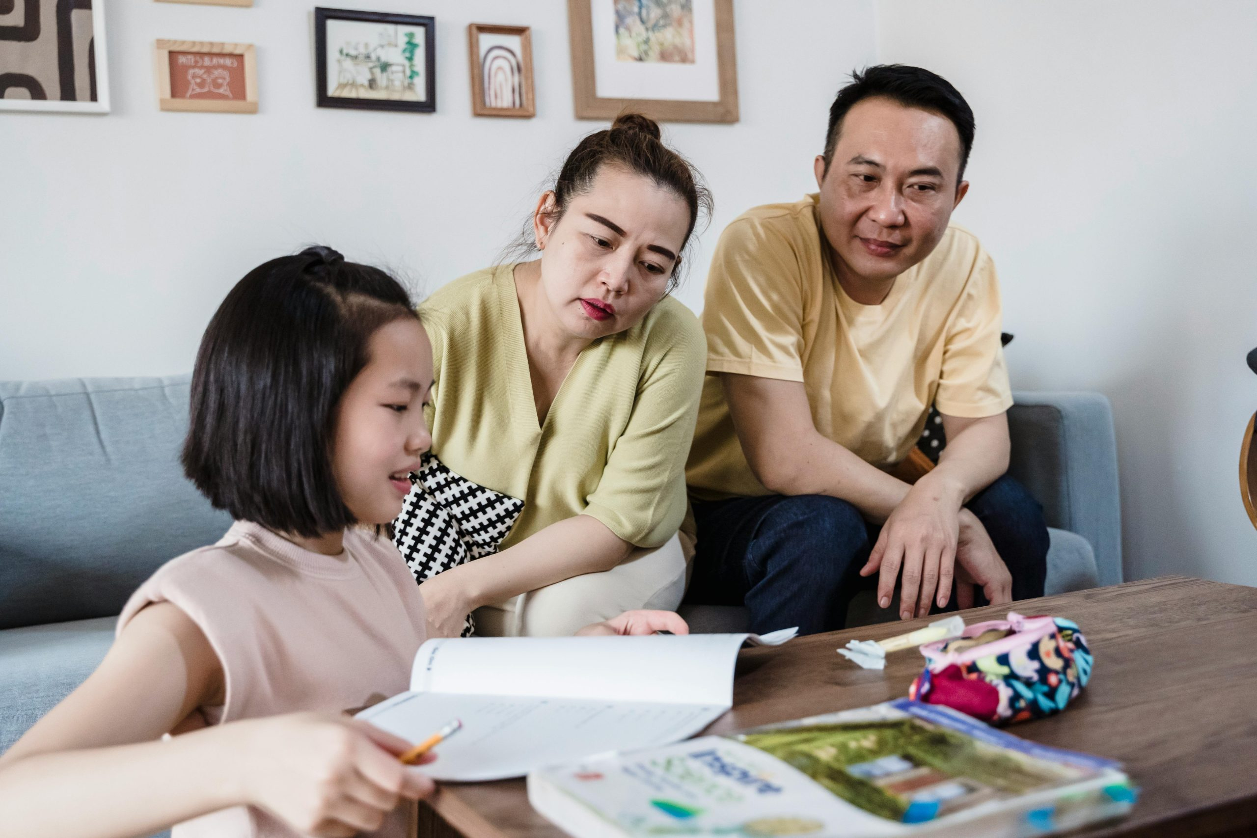 Gadgets That Help Parents Manage Family Schedules