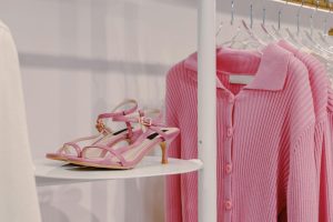 Navigating Shopping Apps for Fashion and Style Inspiration